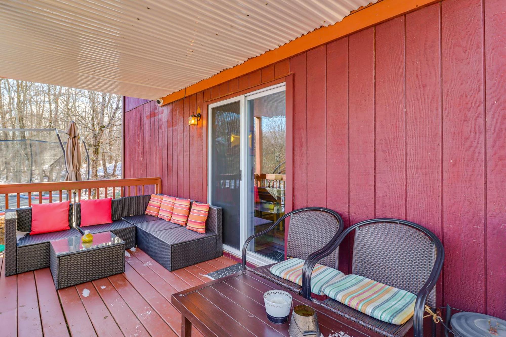 Poconos Home With Private Spa And Fire Pit Long Pond Luaran gambar